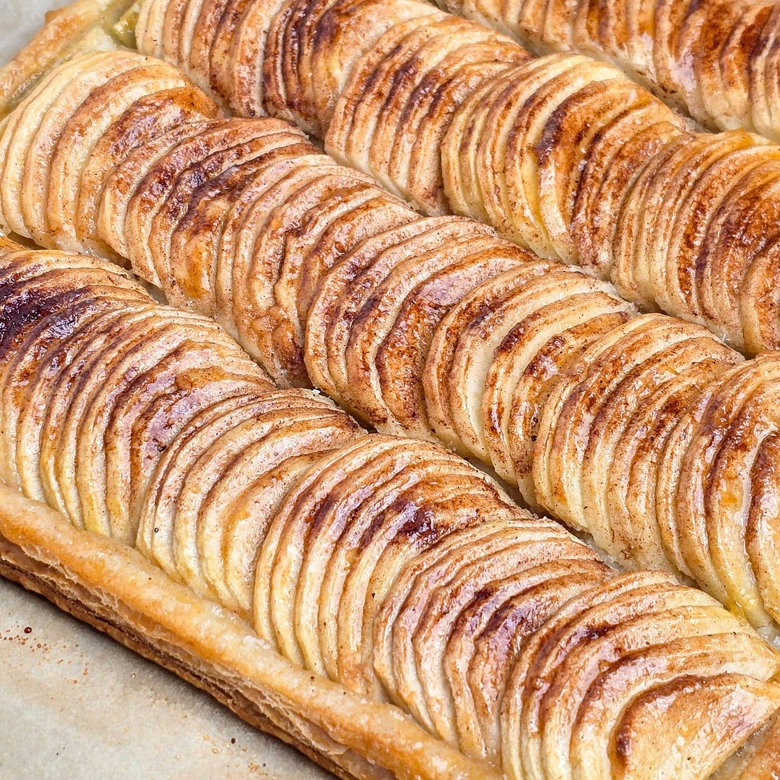 Puff Pastry Apple Tart (Tarte Fine aux Pommes)