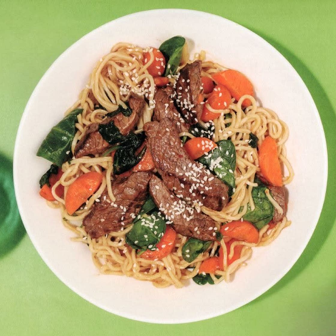 Sweet Oyster Beef Noodles with Veggies & Sesame Seeds