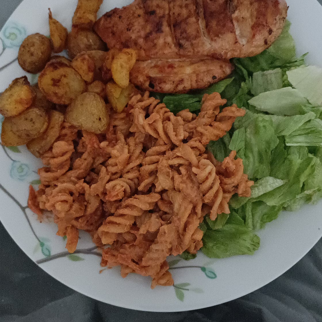 Creamy Tomato Pasta