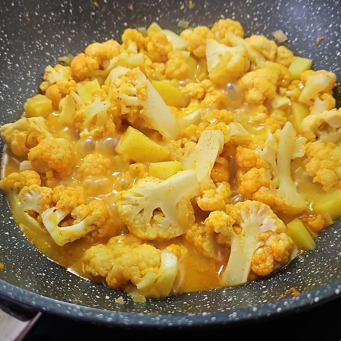 Blumenkohl-Kartoffel-Curry