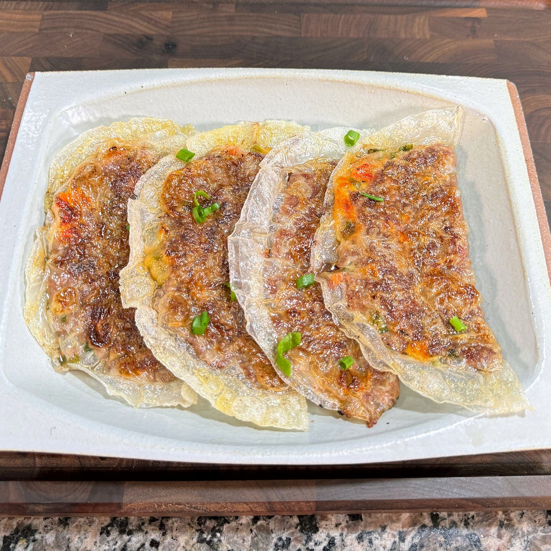 You've Never Tried Bulgogi Like This Before! 😋 (Easy Rice Paper Recipe)