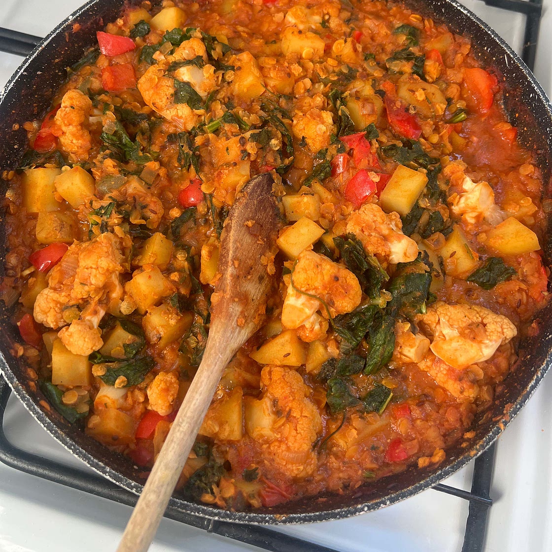 30-Minute Potato Cauliflower Red Lentil Curry