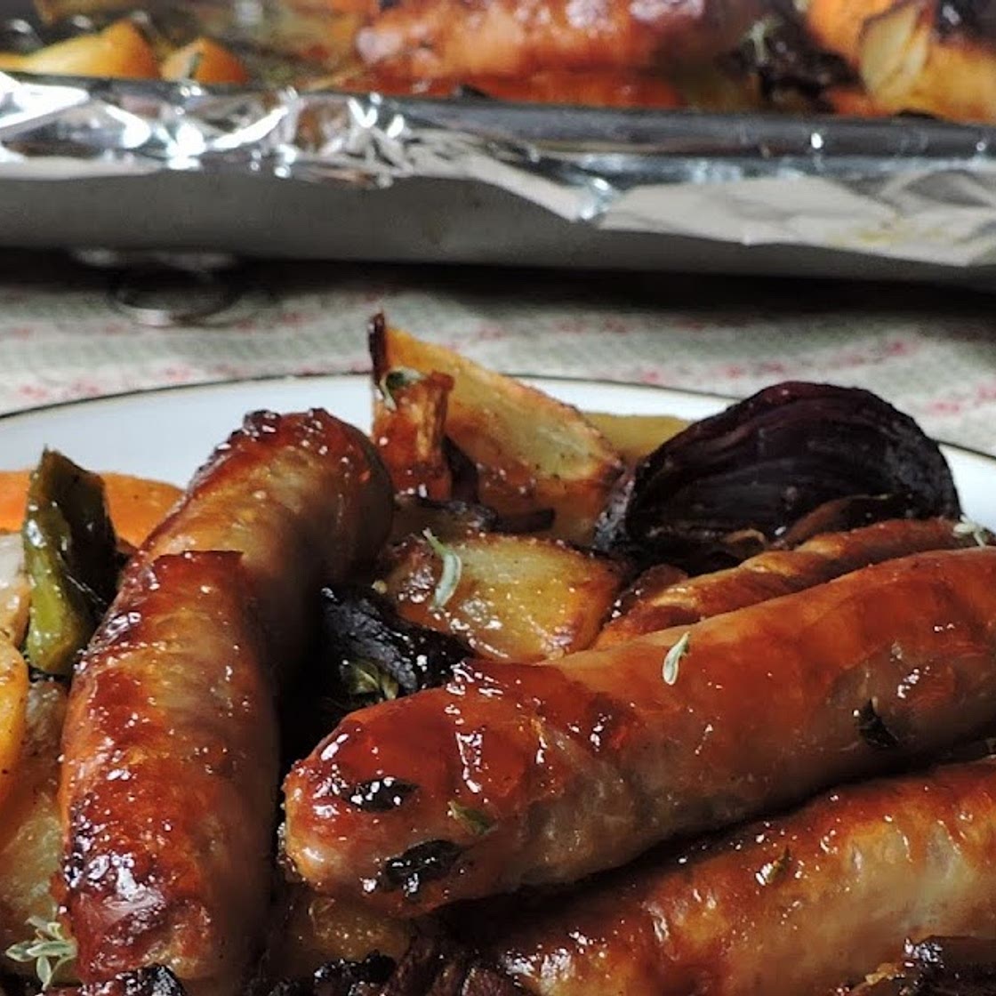 Sticky Sausage Tray Bake