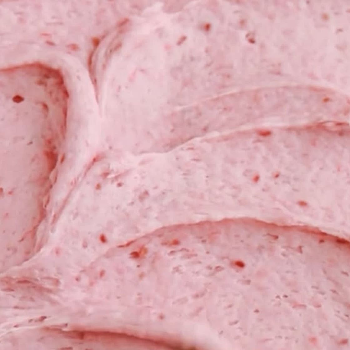 FRESH STRAWBERRY BUTTERCREAM
