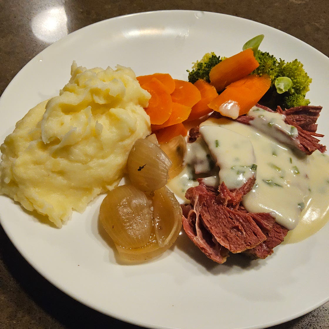 Corned beef with mash and veg