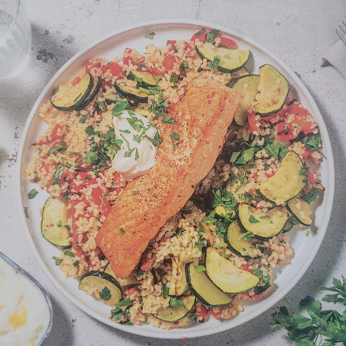 Saumon rôti et bulgur aux légumes