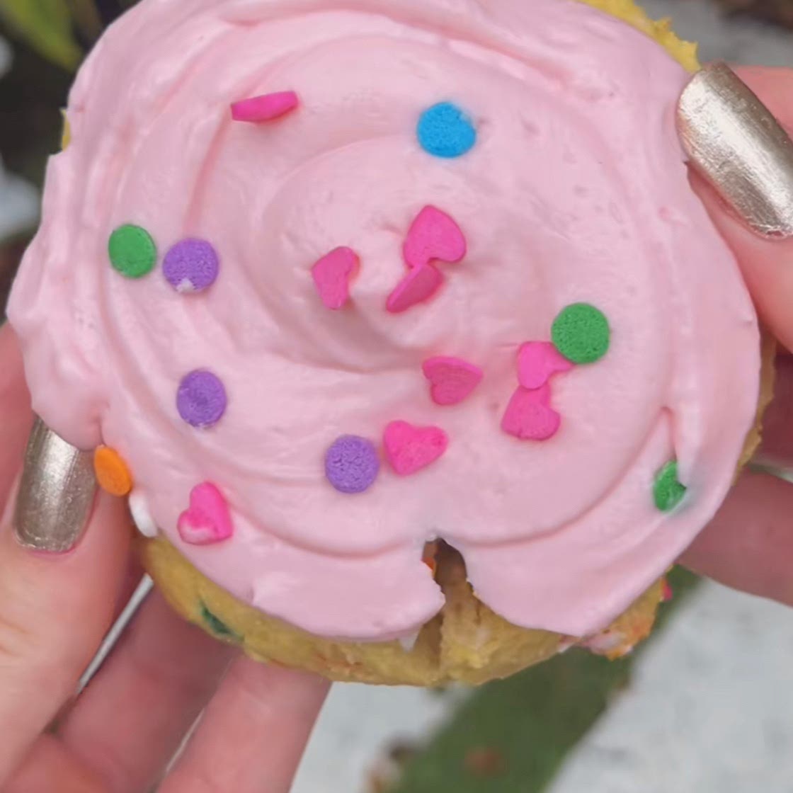 Confetti Cake Cookie (85 cal)