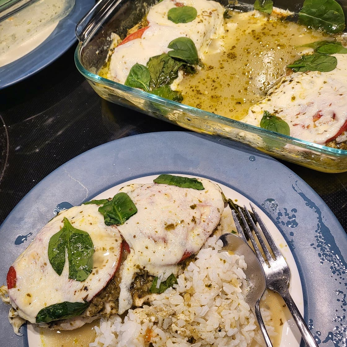 Basil Pesto Tomato Mozzarella Chicken Bake