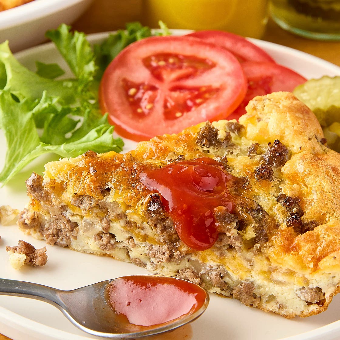 Impossibly Easy Cheeseburger Pie