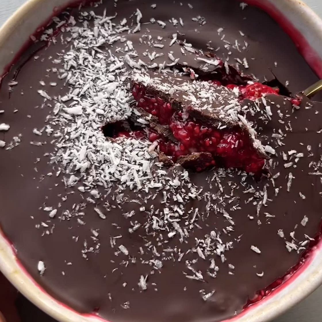 Overnight oats a la framboise et au chocolat 