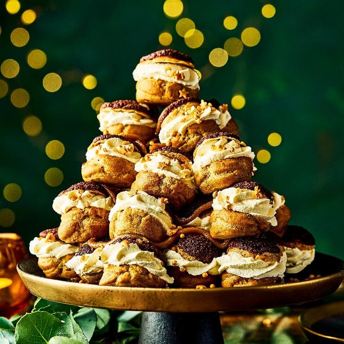 Tiramis-choux tower