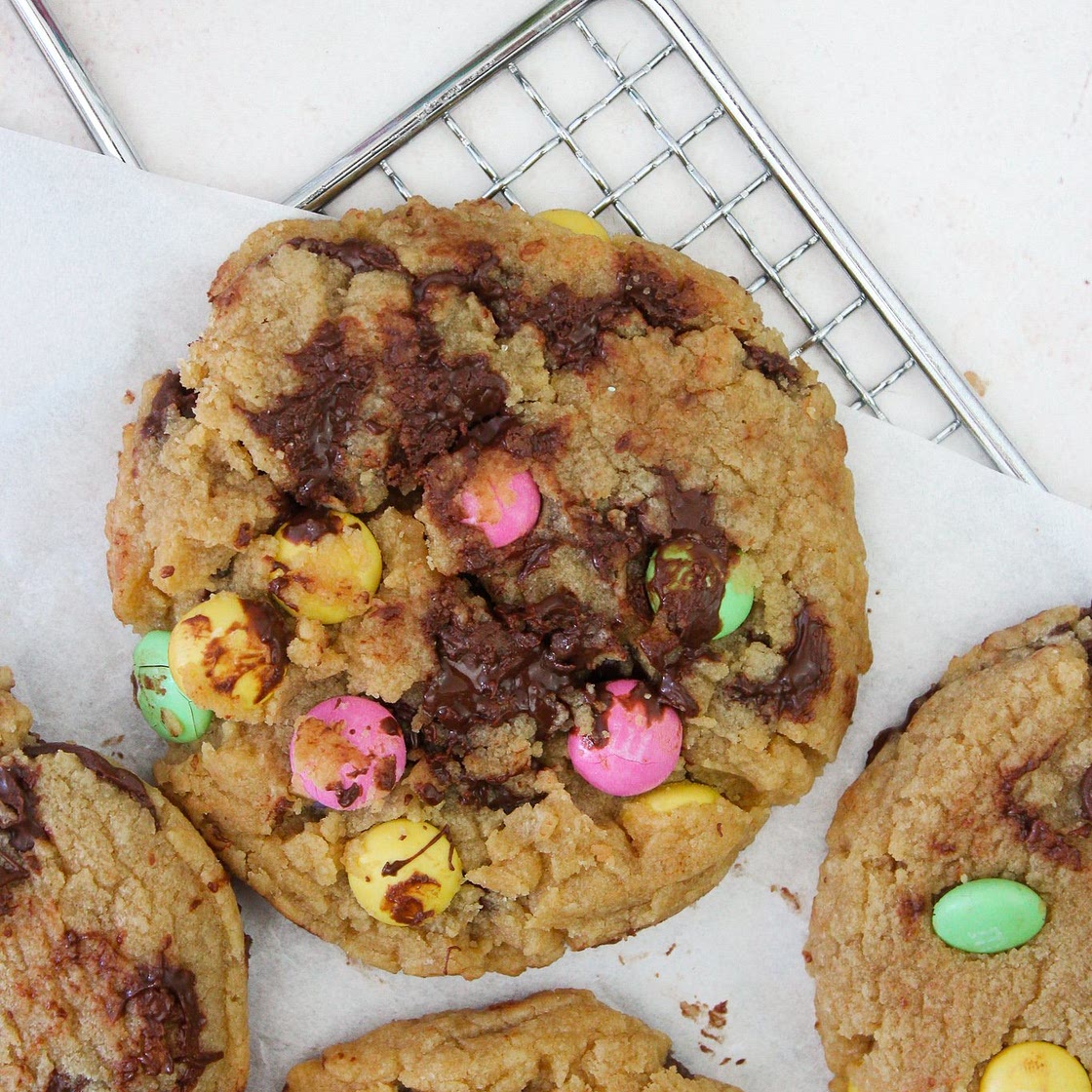 Easter Chocolate Chip Cookies