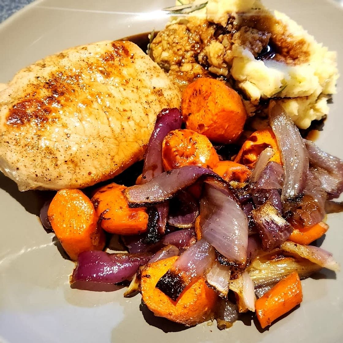 Rosemary Demi-Glace Pork Chops with Mashed Potatoes & Roasted Veggies