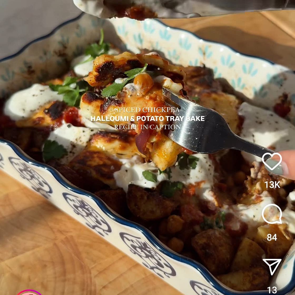 Spiced chickpea, halloumi & potato traybake - Emsbalance