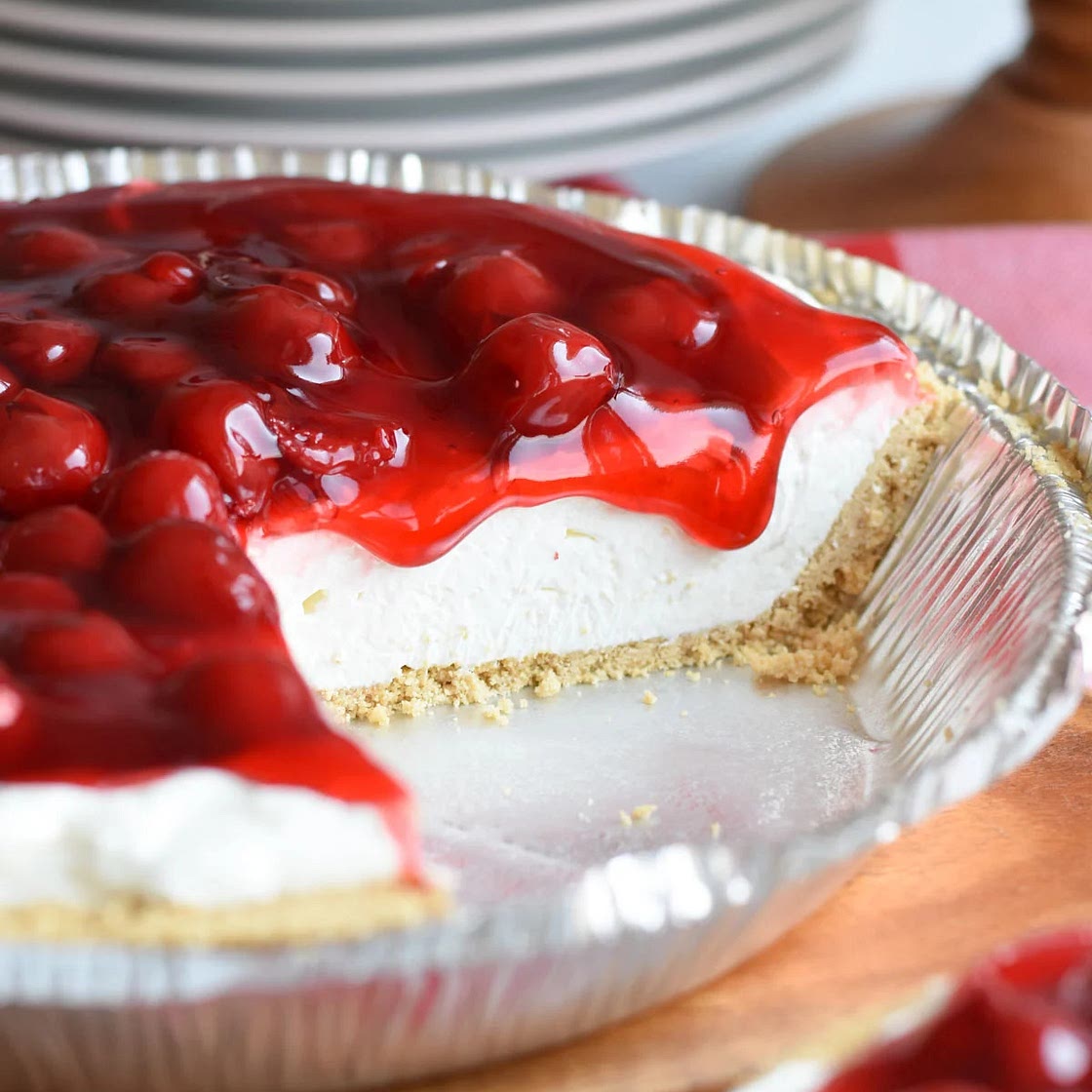 Easy No-Bake Cherry Cheesecake
