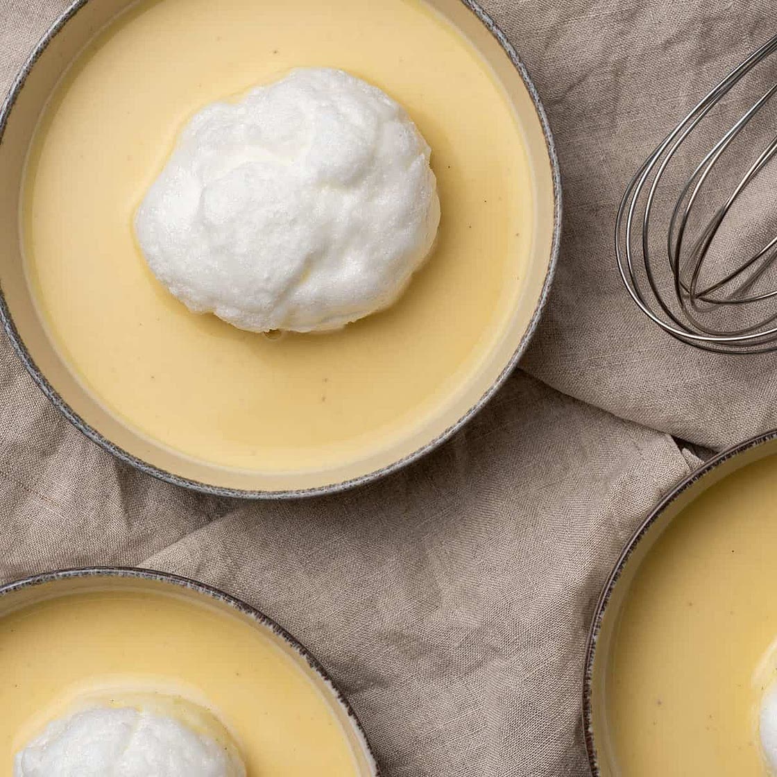 Floating island dessert (VIDEO)