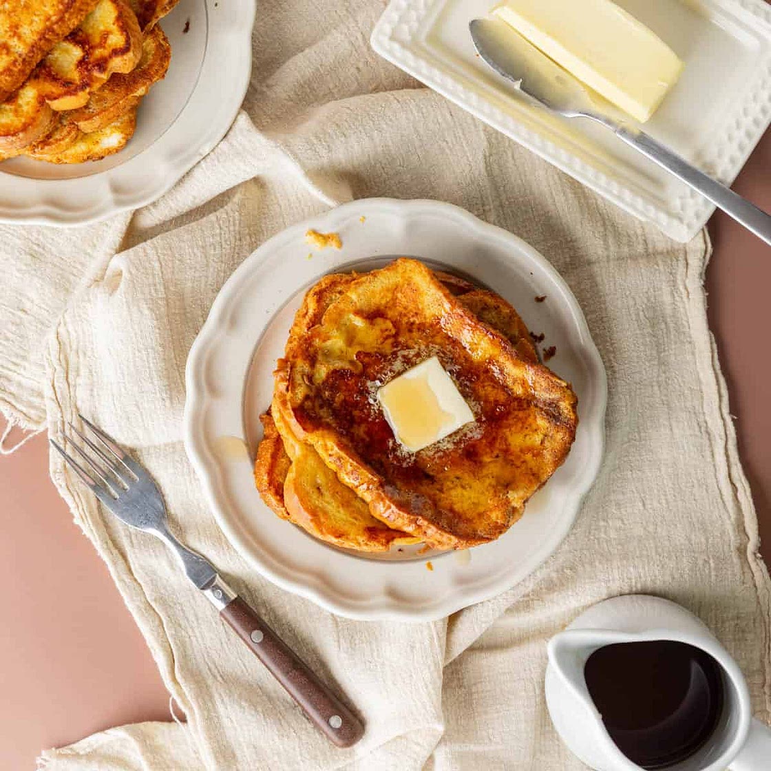 Cinnamon Brown Sugar French Toast (in 15 Minutes!)