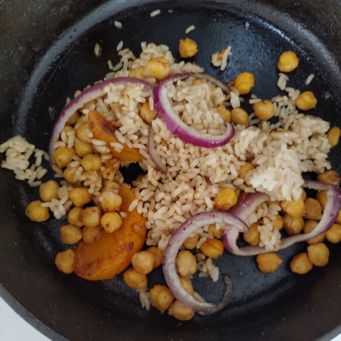 Crispy Chickpea Bowl with Spiced Grilled Peaches & Blackened Red Onions