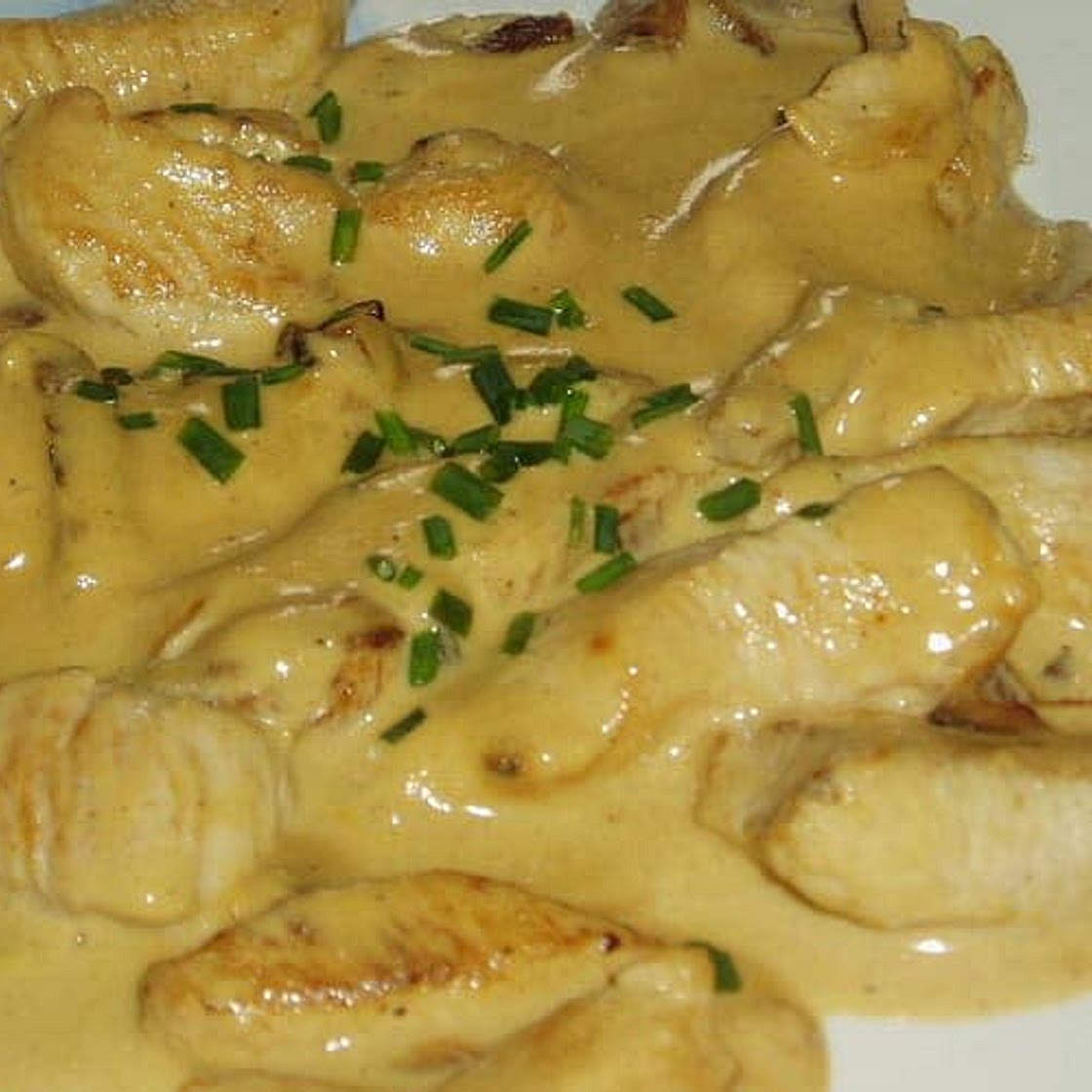 Emincé de poulet à la moutarde