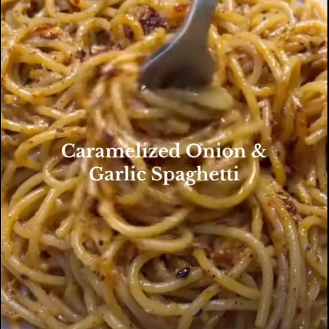 Caramelized Onions & Garlic Spaghetti