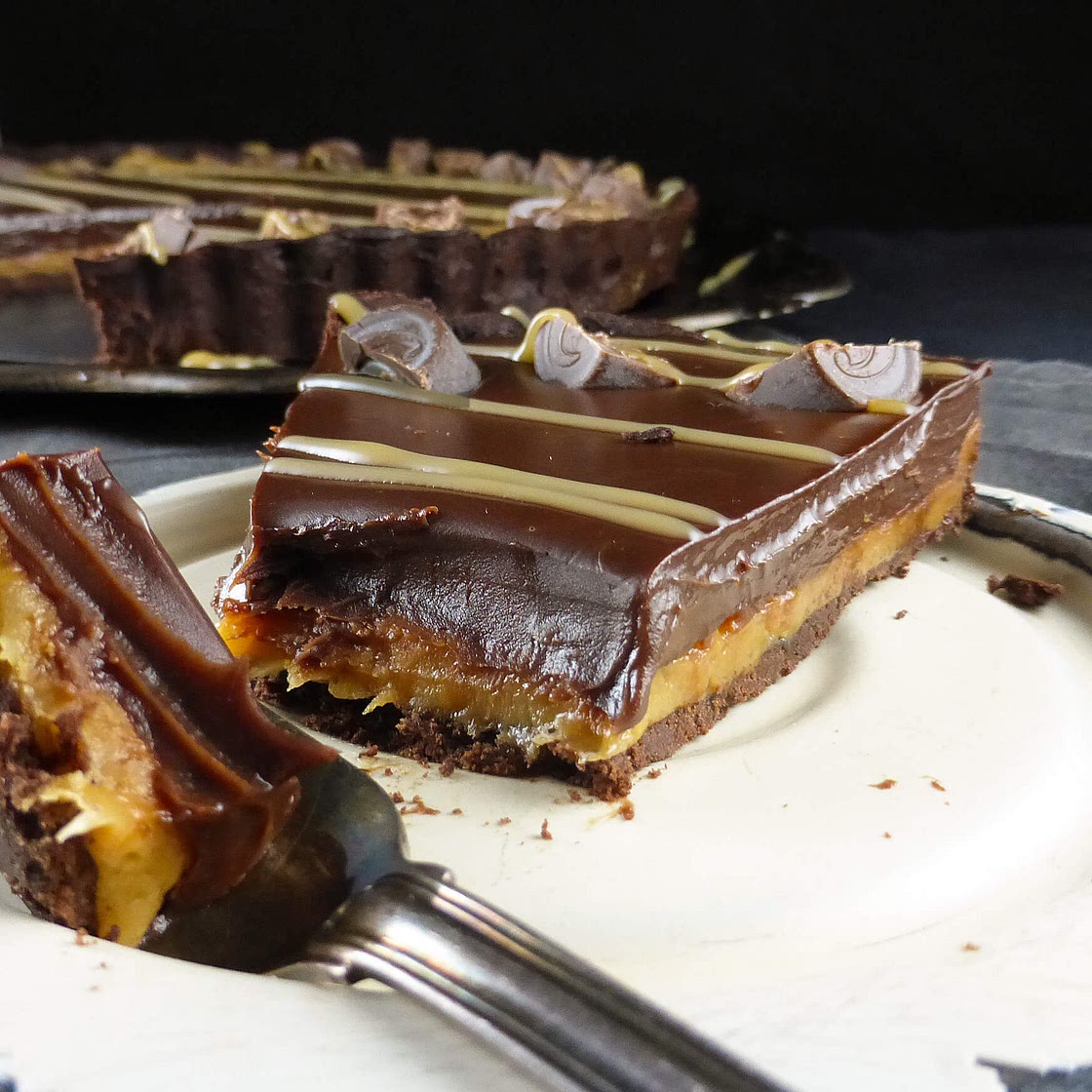 Spelt Chocolate Pie (with Homemade Caramel and Rolo Chocolate Ganache)