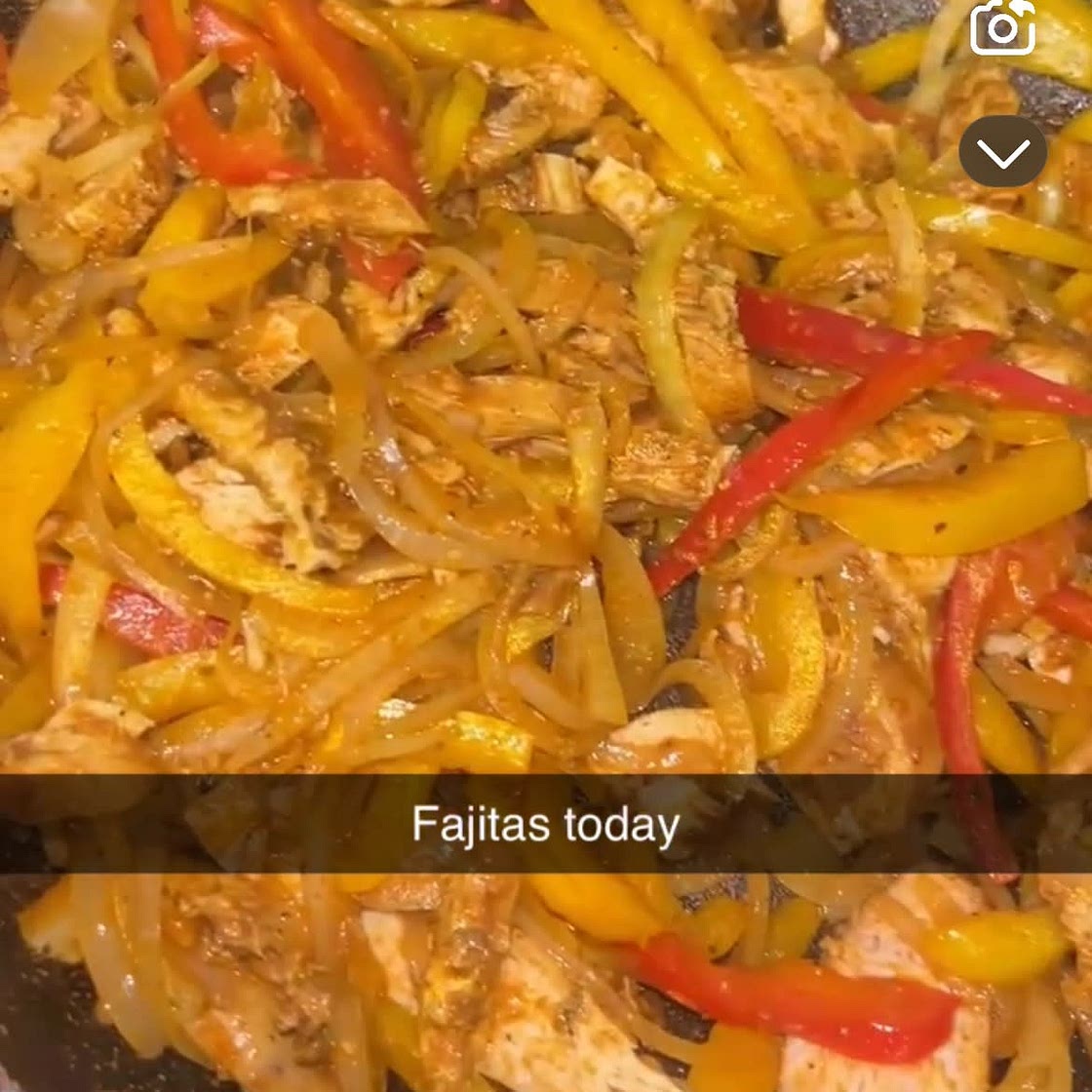 Chicken Fajitas - Easy & Flavorful!