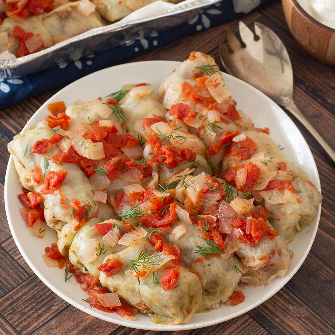 Cabbage Rolls Recipe (Ukrainian Holubtsi)
