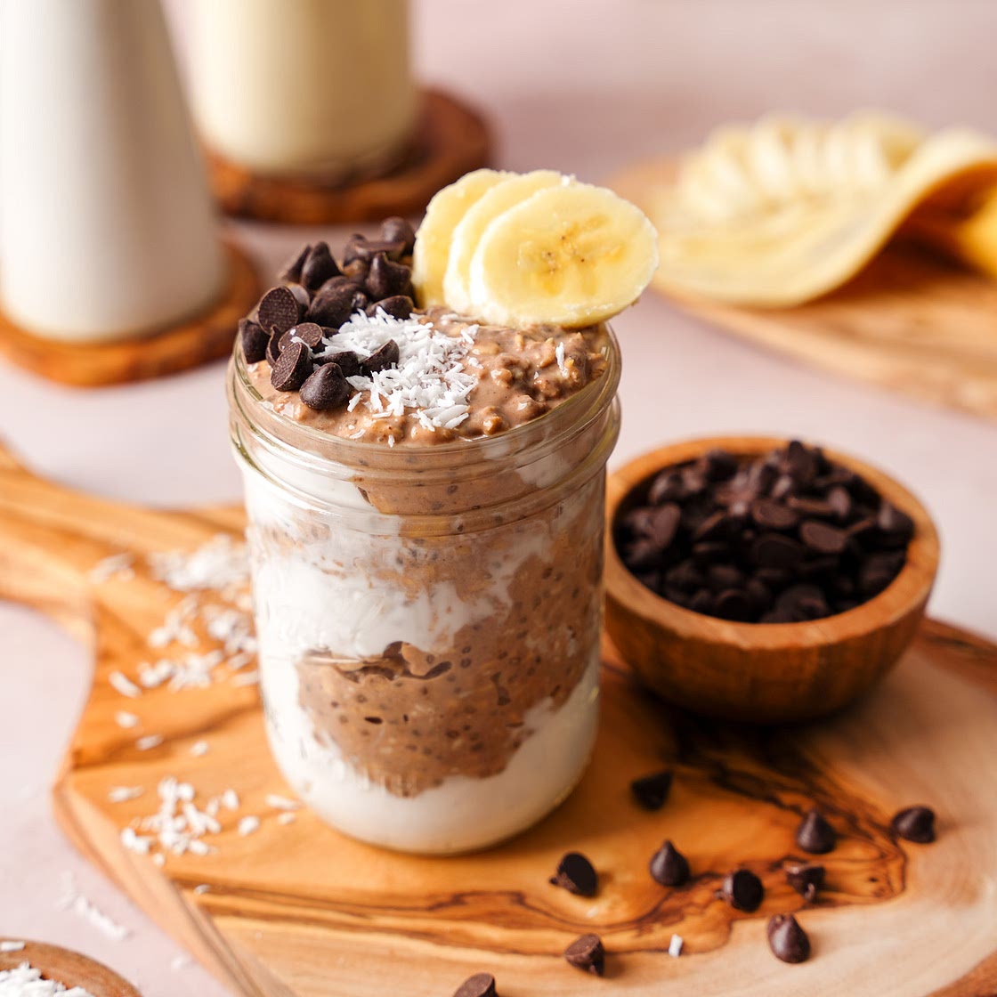 Healthy Creamy Chocolate Overnight Oats