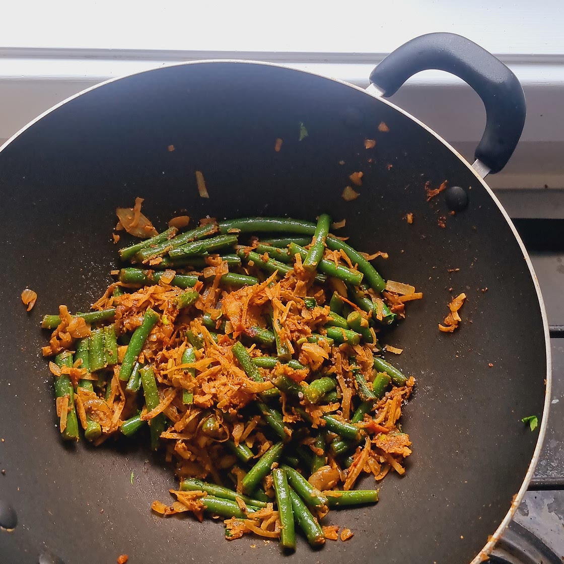 💚 Green beans and coconut