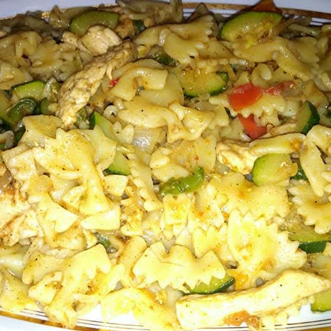 Pâtes aux légumes et poulet