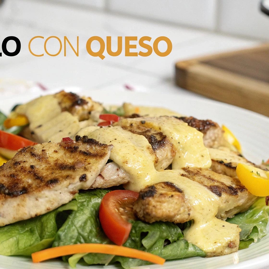 Pollo Con Queso (Low Carb Keto Chicken with Cheese Sauce)