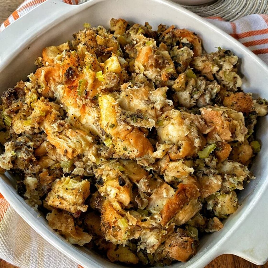 Classic Thanksgiving Stuffing