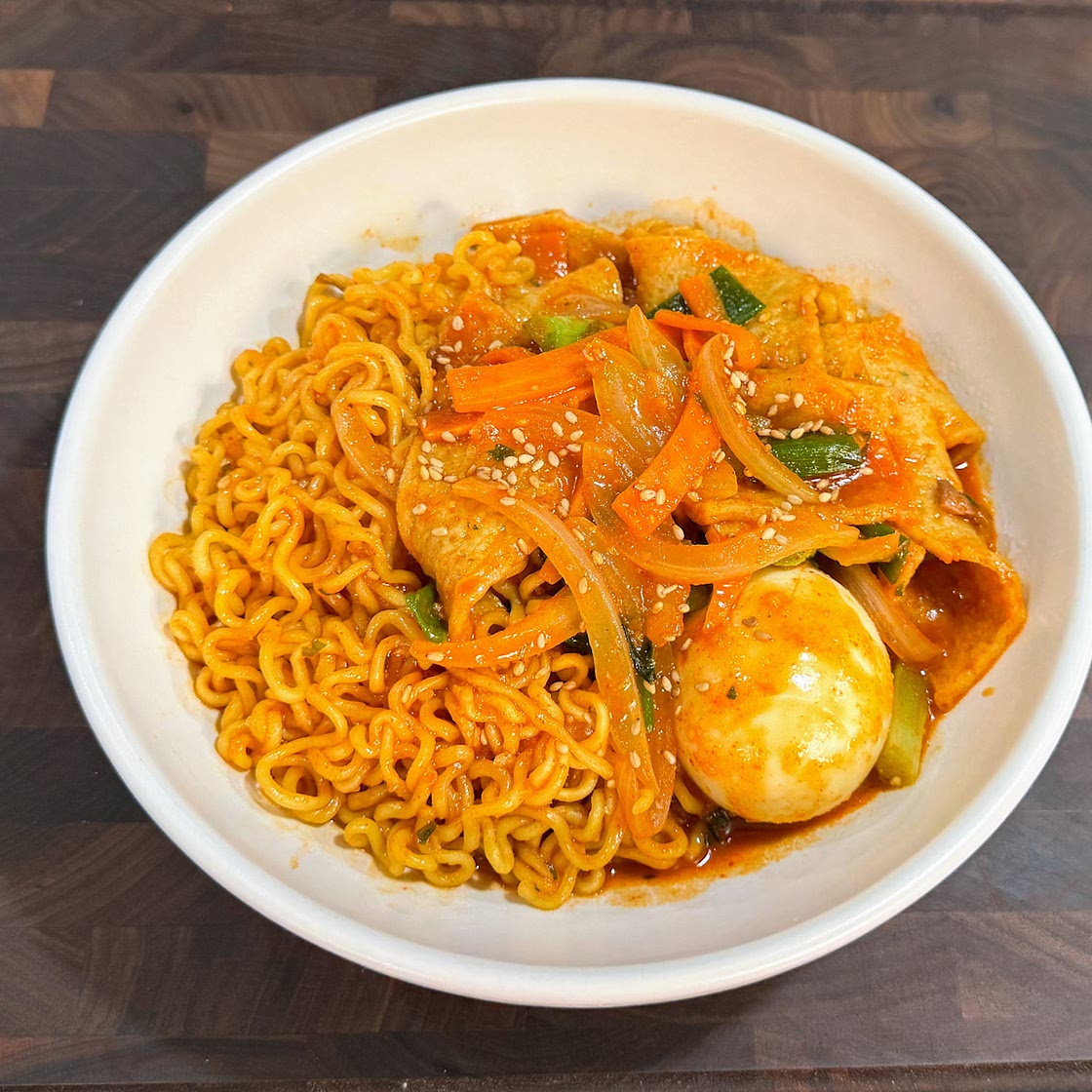 No Rice Cakes? No Problem! Try This Ramyun TTEOKBOKKI Recipe!🔥😋