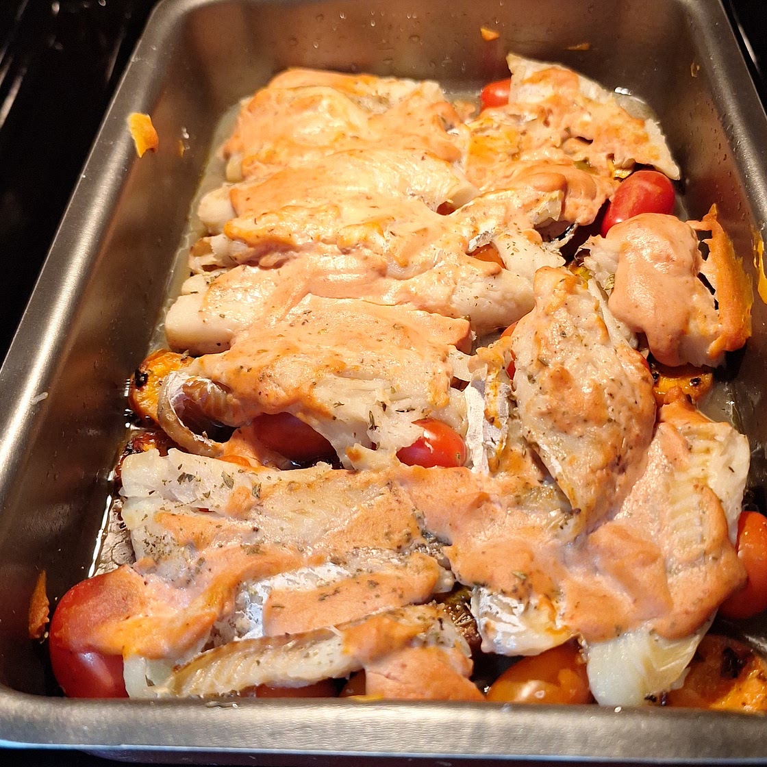 Polaca gratinada com legumes