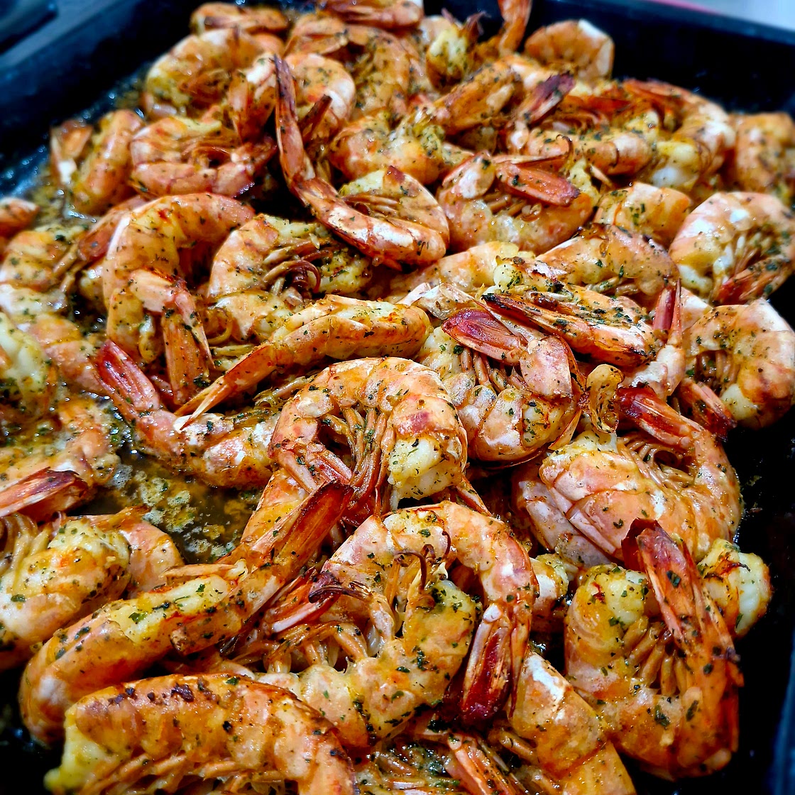 Garlic grilled prawns
