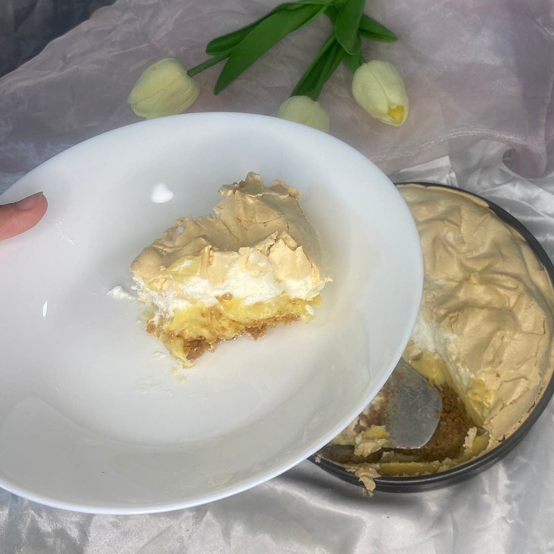 White chocolate lemon meringue pie 