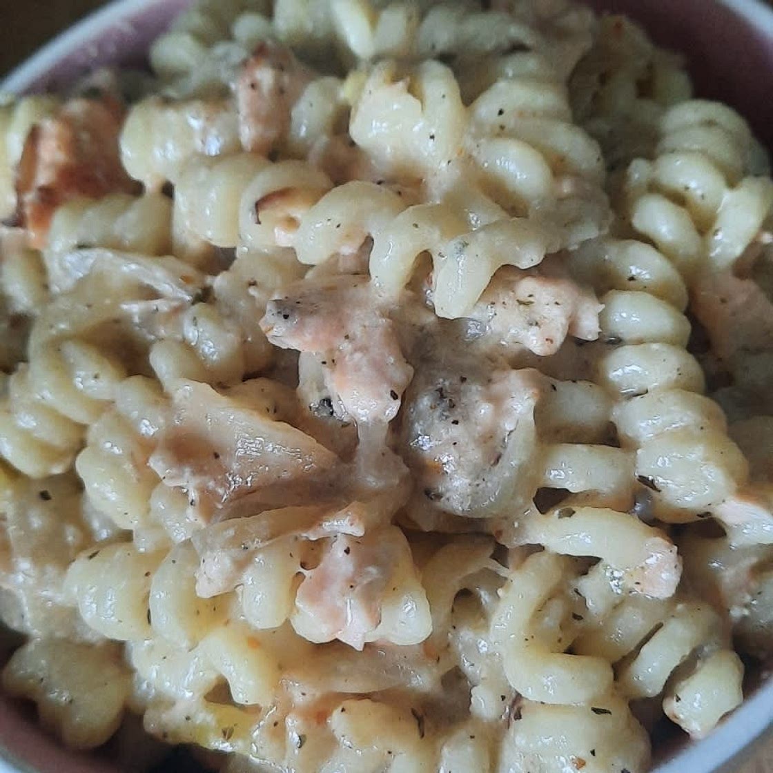 Creamy Salmon Pasta