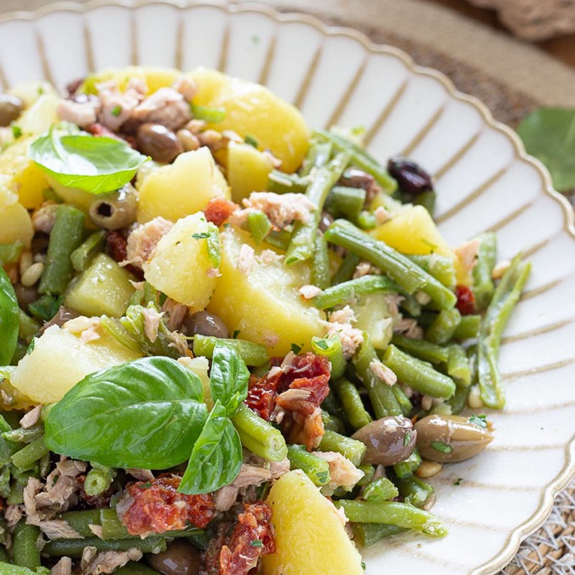Insalata di patate fagiolini e tonno