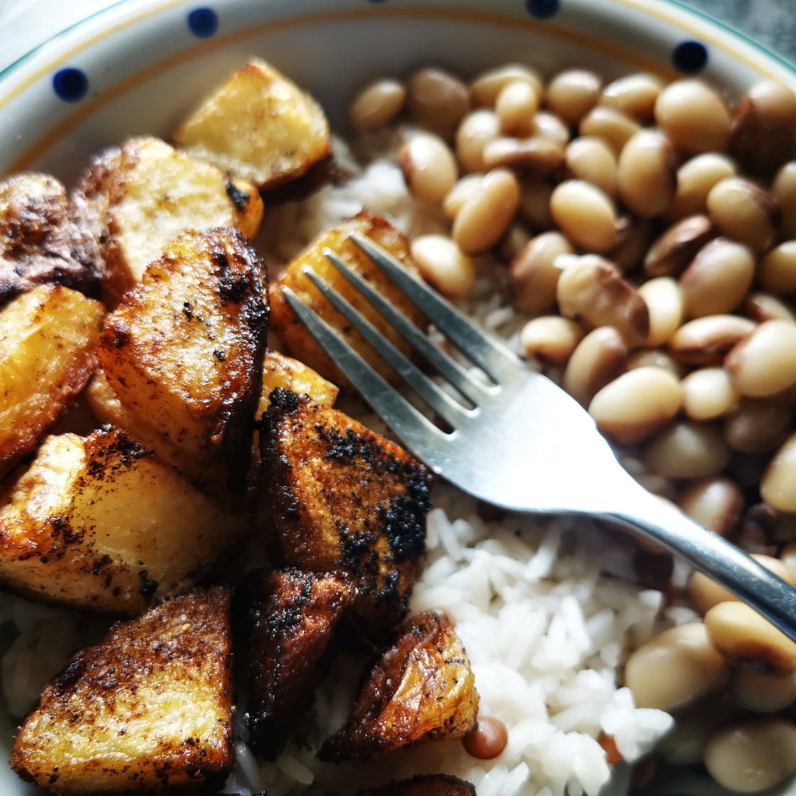 Potato & Rice bowl with lentils and beans