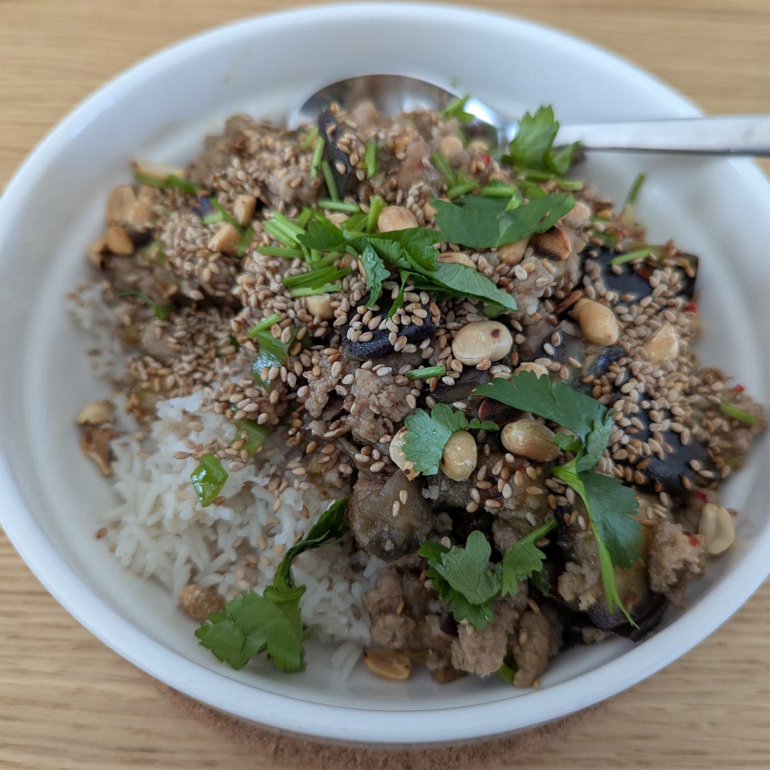 Haché de porc sauté aux aubergines