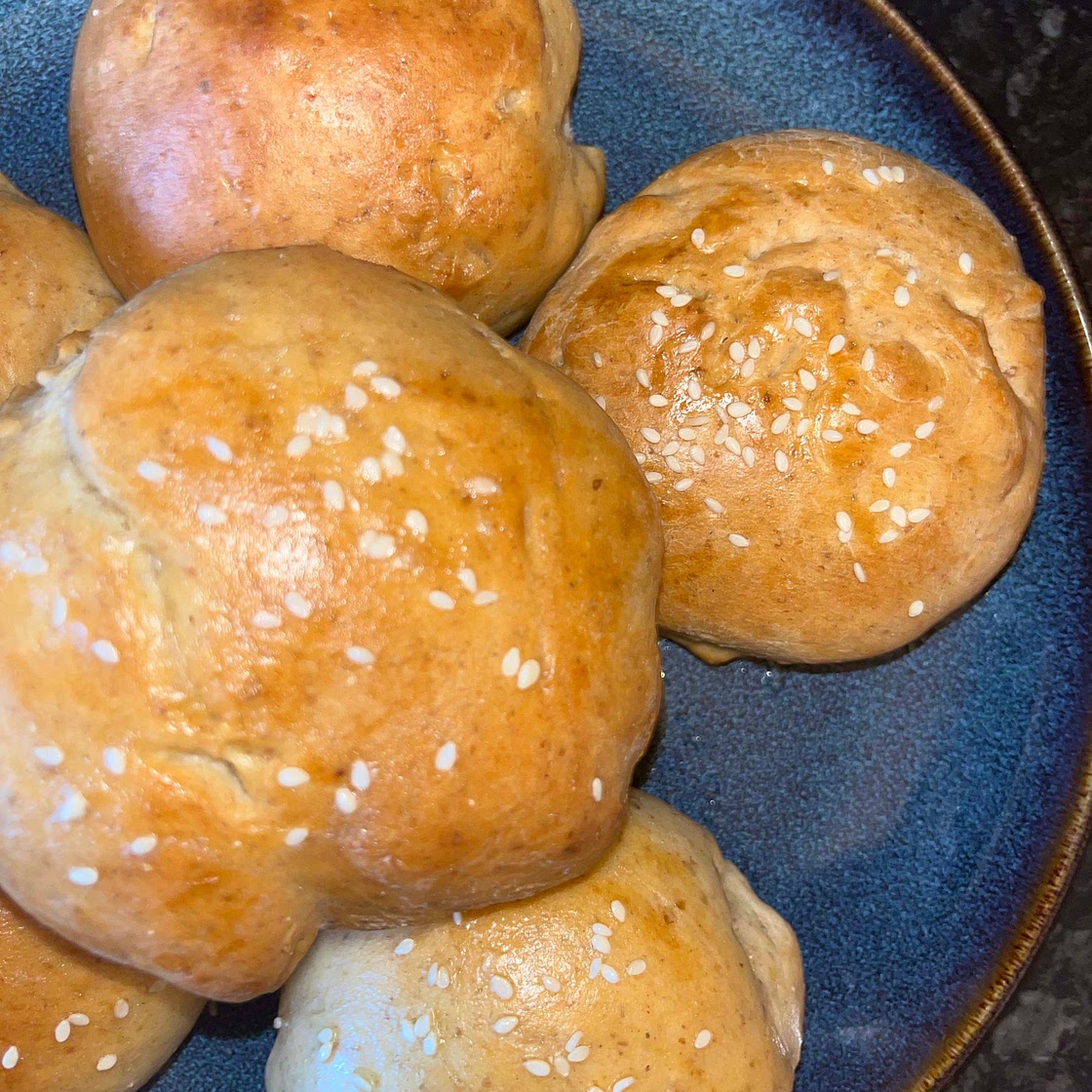 Rye burger buns