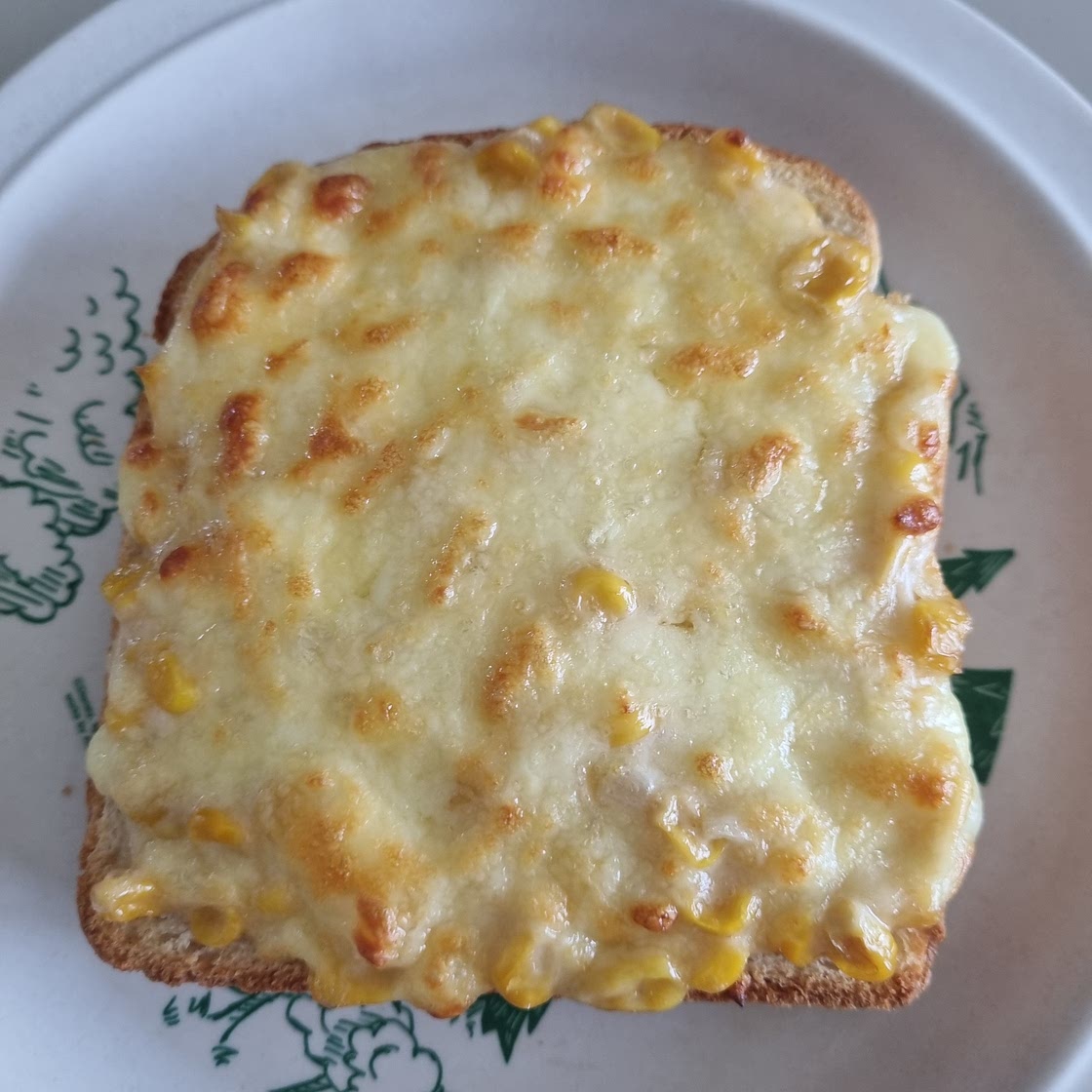 콘치즈 토스트!