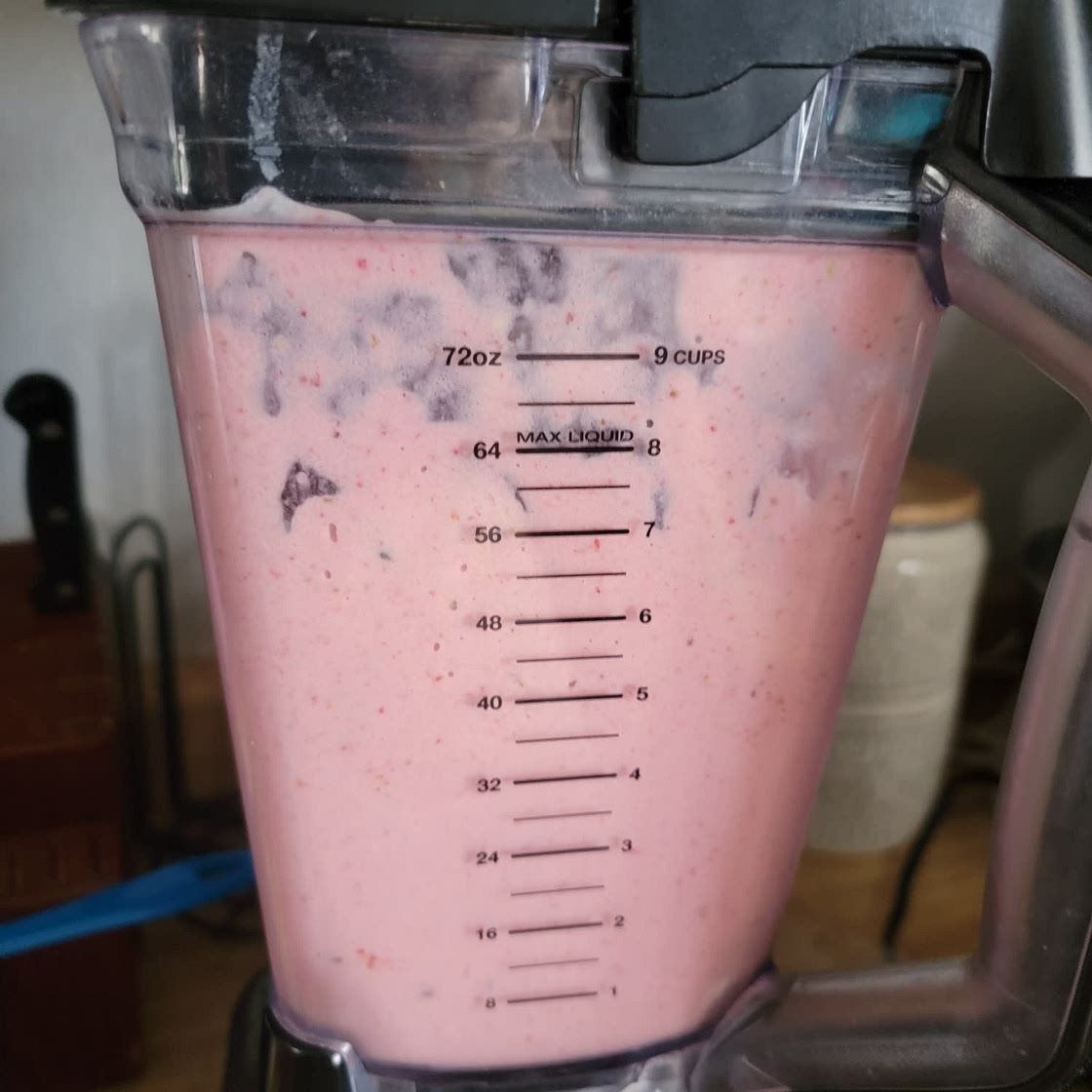 Hailey Bieber’s strawberry smoothie