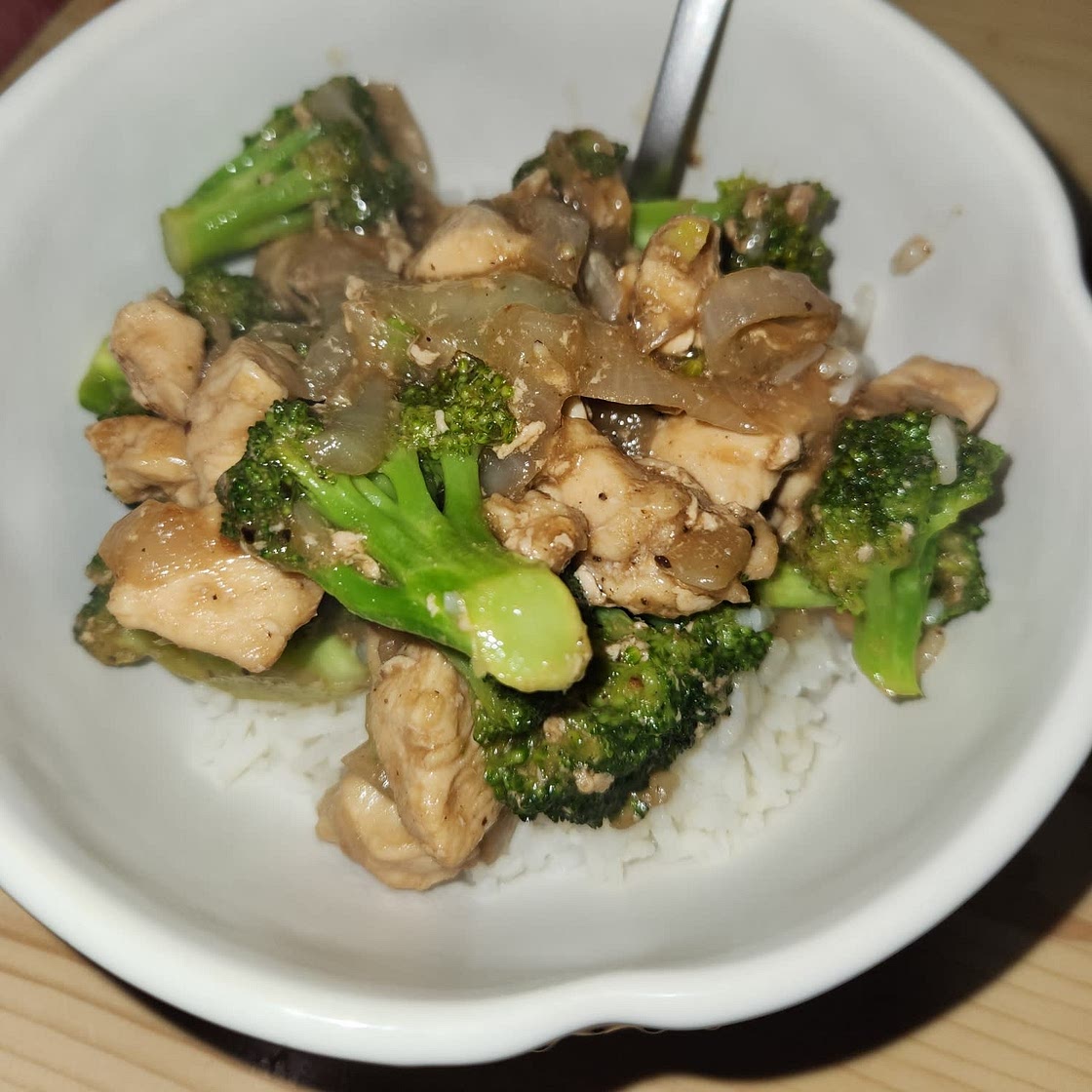 Chicken Broccoli Stir Fry (saucy!)