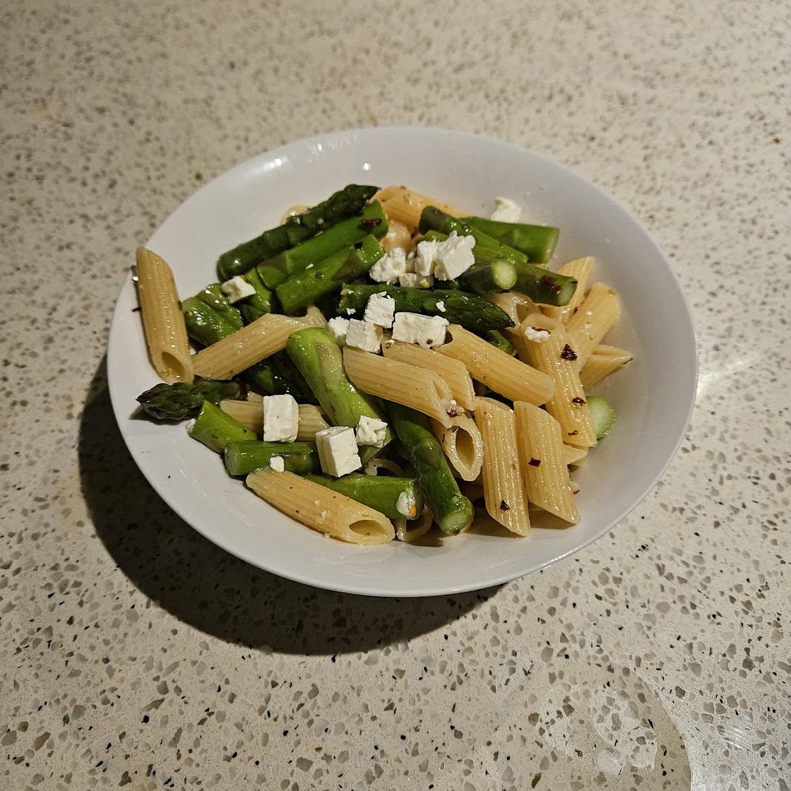 Creamy Feta Asparagus Pasta
