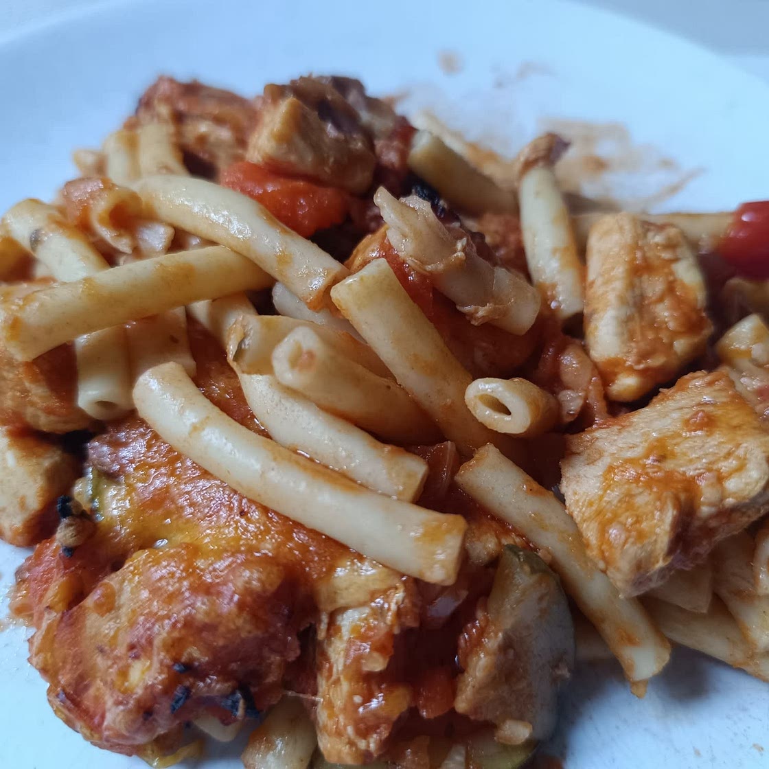 Chicken, Bacon and Tomato Pasta Bake