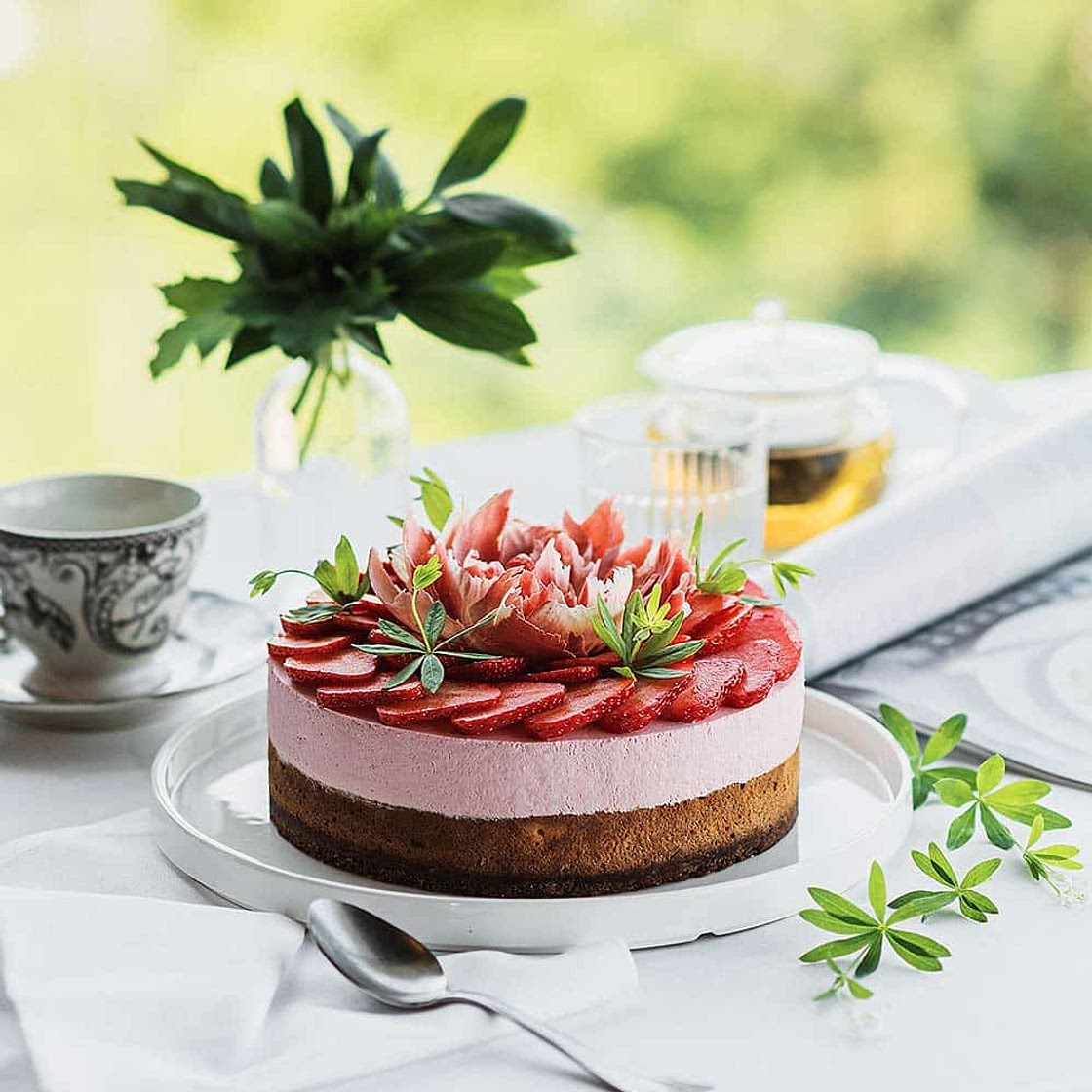 Strawberry & Coconut Cheesecake