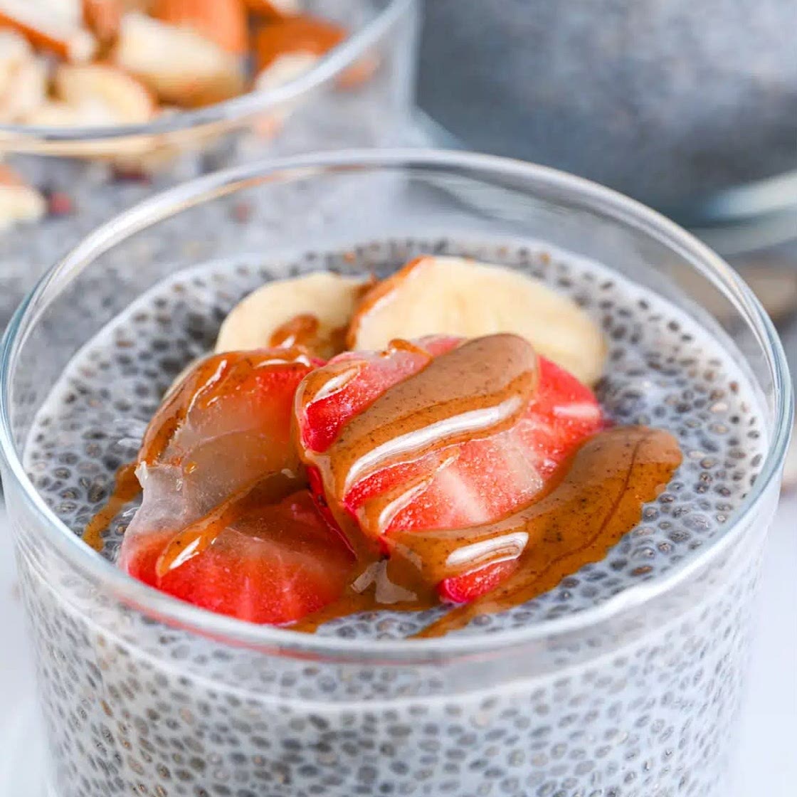 3 INGREDIENT CHIA PUDDING