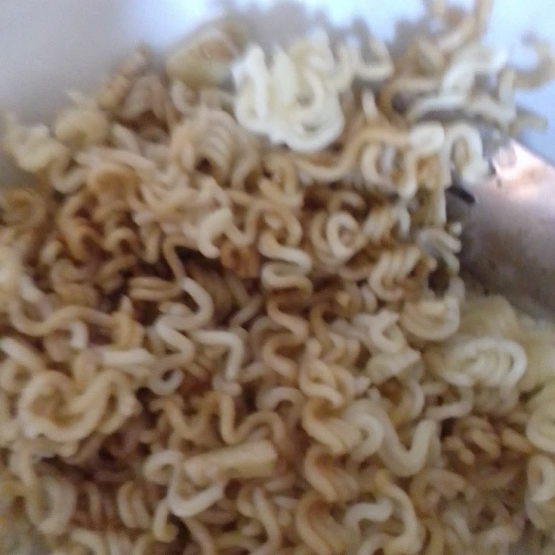 Sesame Garlic Ramen Noodles