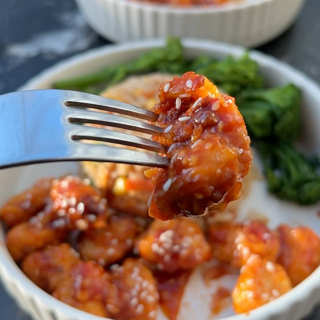 Sticky Sesame Chicken with Veggie Rice 🤤